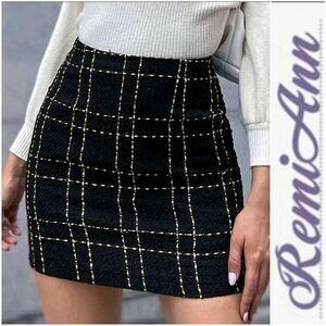 Zip Back Plaid Tweed Skirt